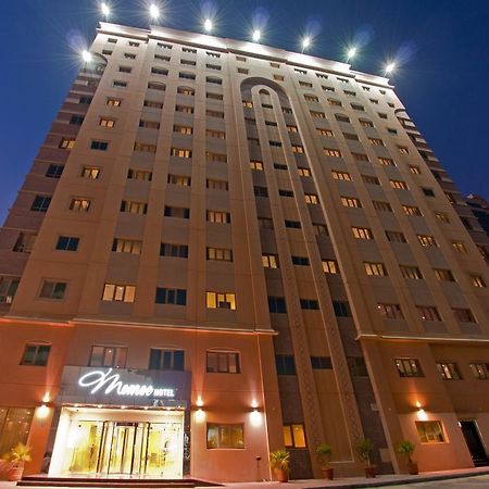 Monroe Hotel & Suites Манама Экстерьер фото