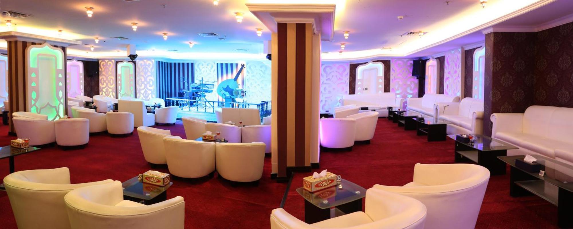 Monroe Hotel & Suites Манама Экстерьер фото