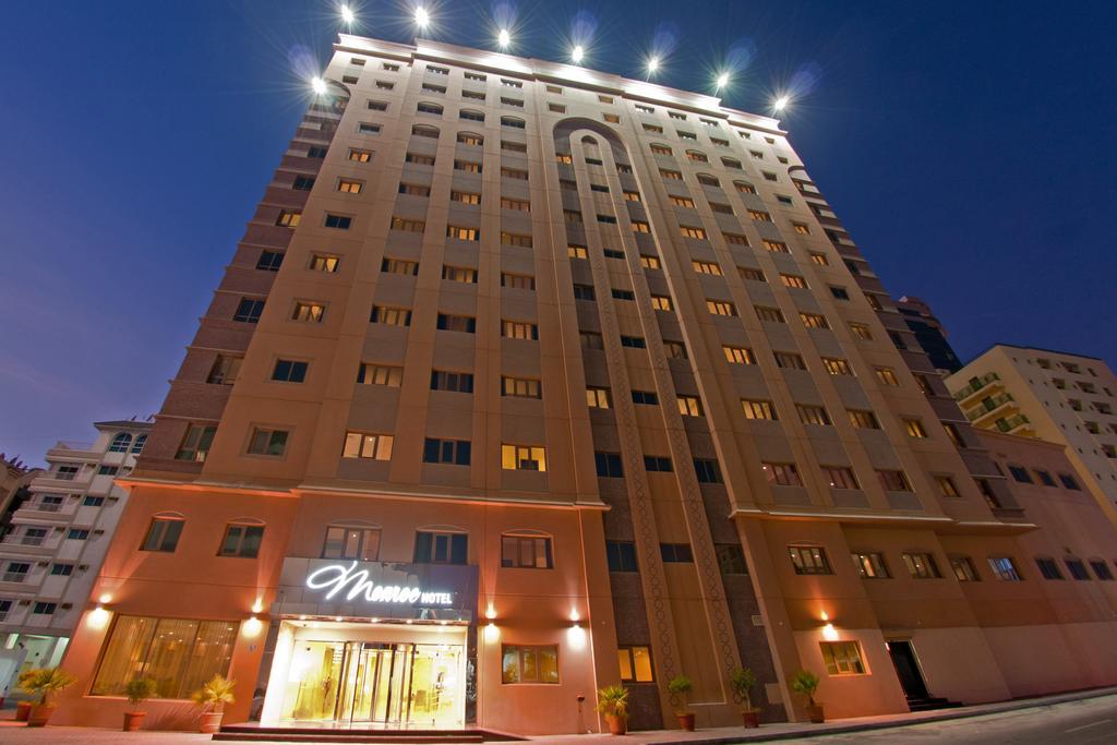 Monroe Hotel & Suites Манама Экстерьер фото